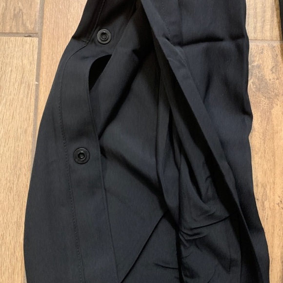 Nike Basketball women’s Joggers $75 - Picture 3 of 4